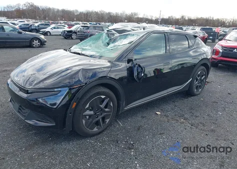 2025 Kia Ev6 Light Long Range z USA, uszkodzony, nr VIN 5XYC3DJC0SG005460